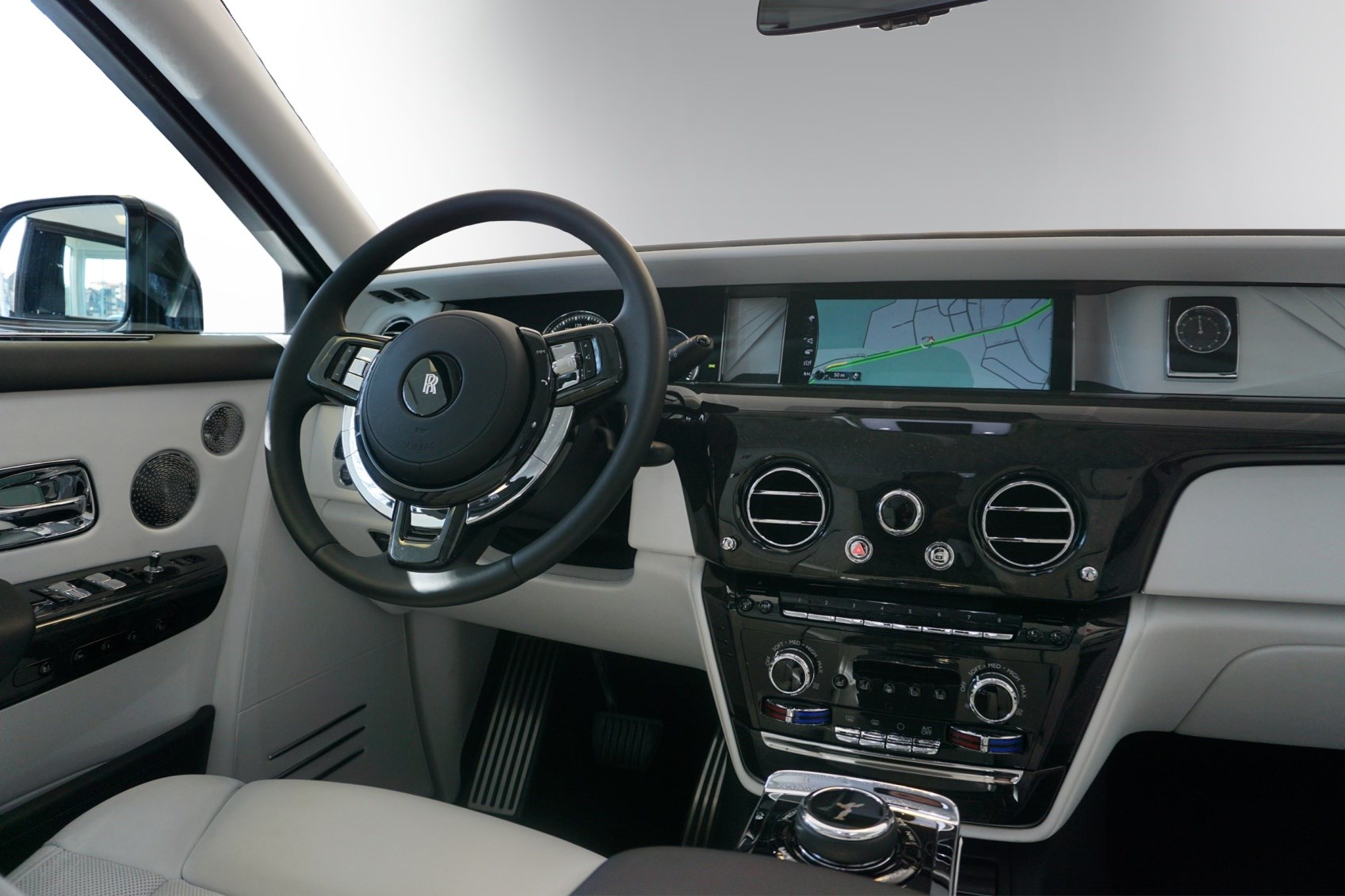 ROLLS-ROYCE Phantom 6.7 V12-image-10