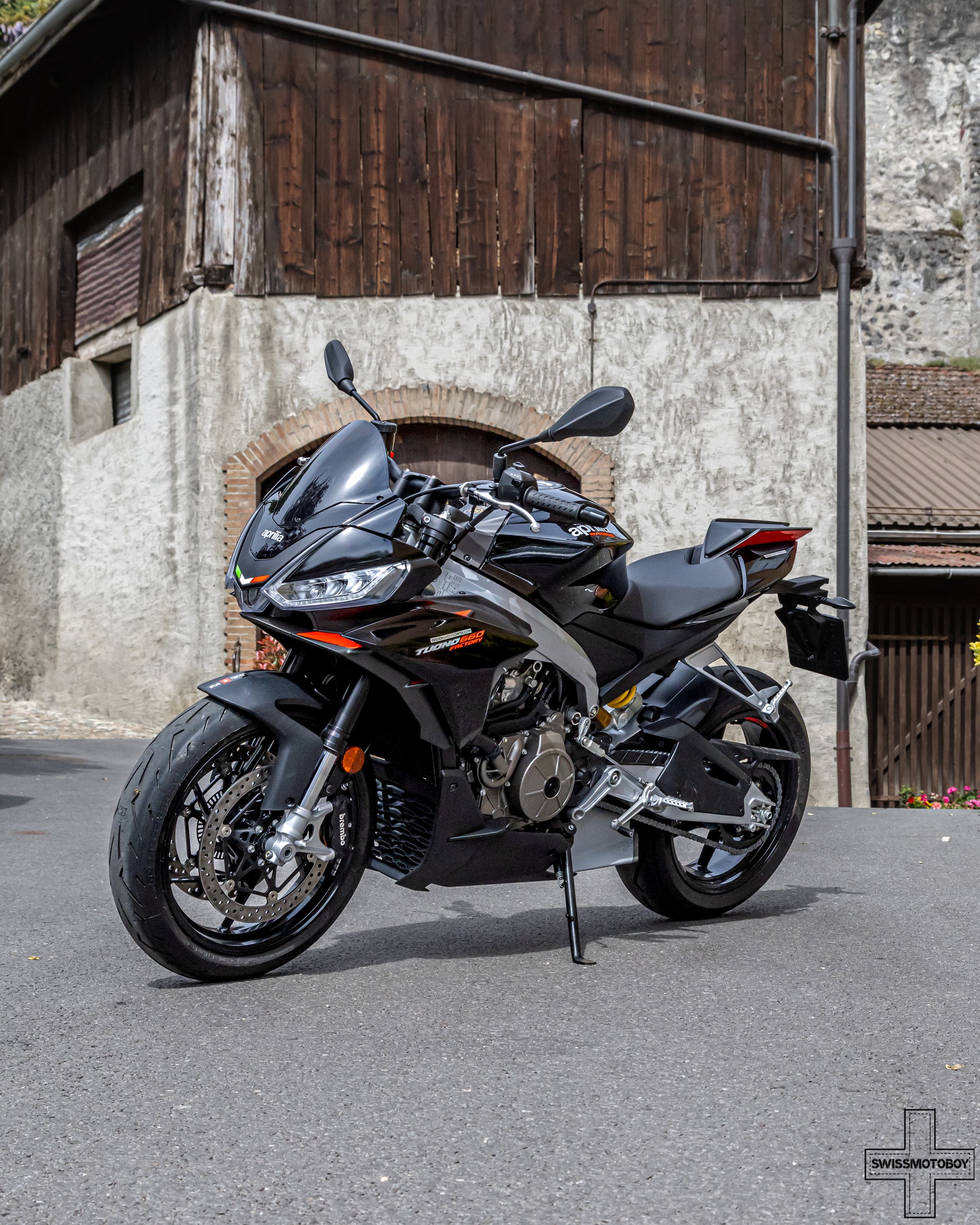 APRILIA Tuono 660 Factory-image-1
