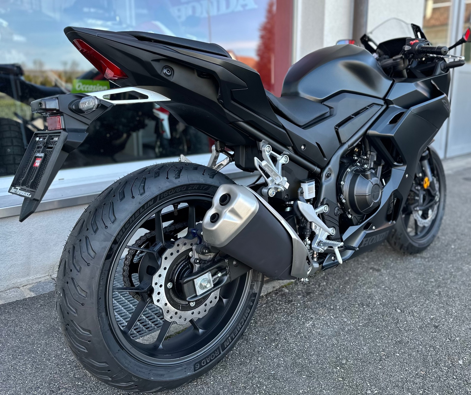 HONDA CBR 500 R - manuell-image-2