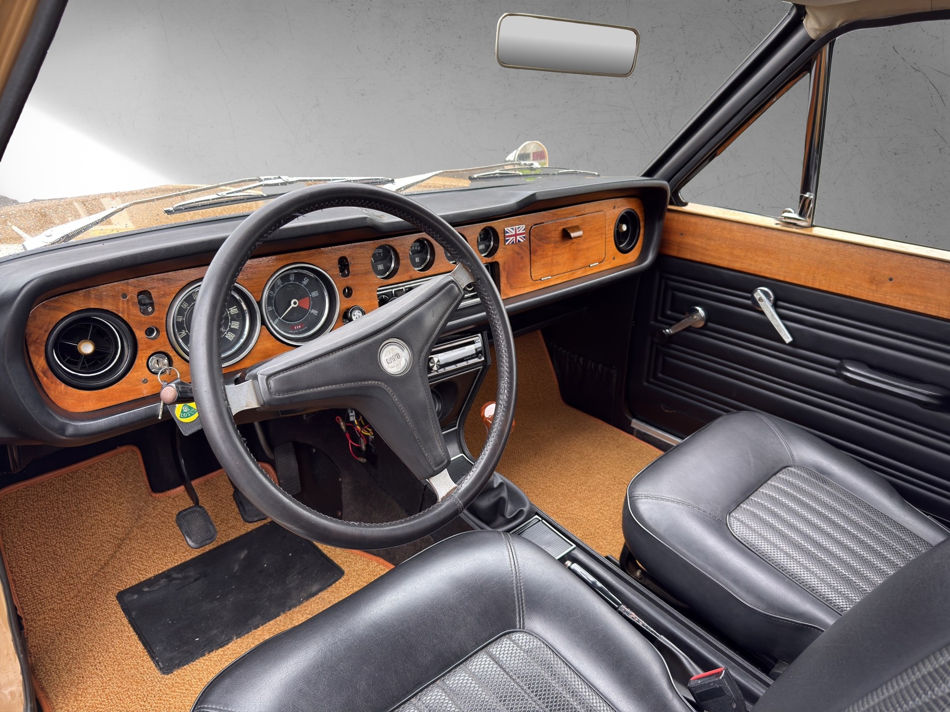 FORD 1600E-image-5