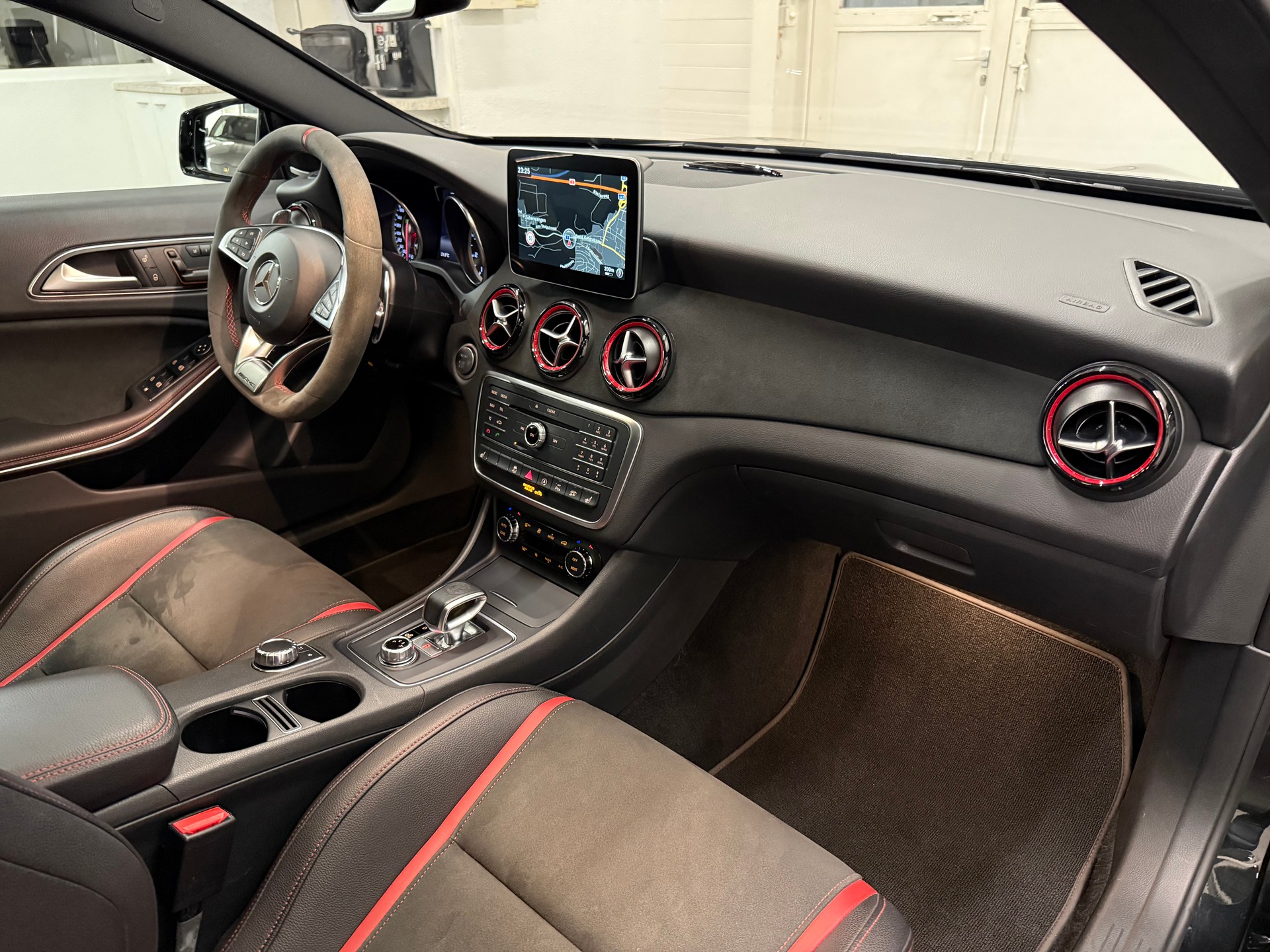 MERCEDES-BENZ GLA 45 AMG 4Matic 7G-DCT-image-5