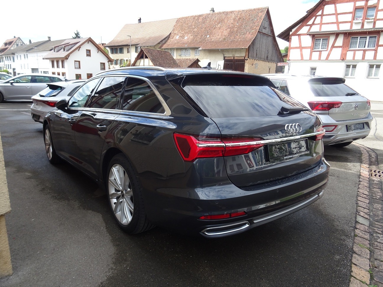 AUDI A6 Avant 2.0 40 TDI Sport S-Tronic-showroom-element-3