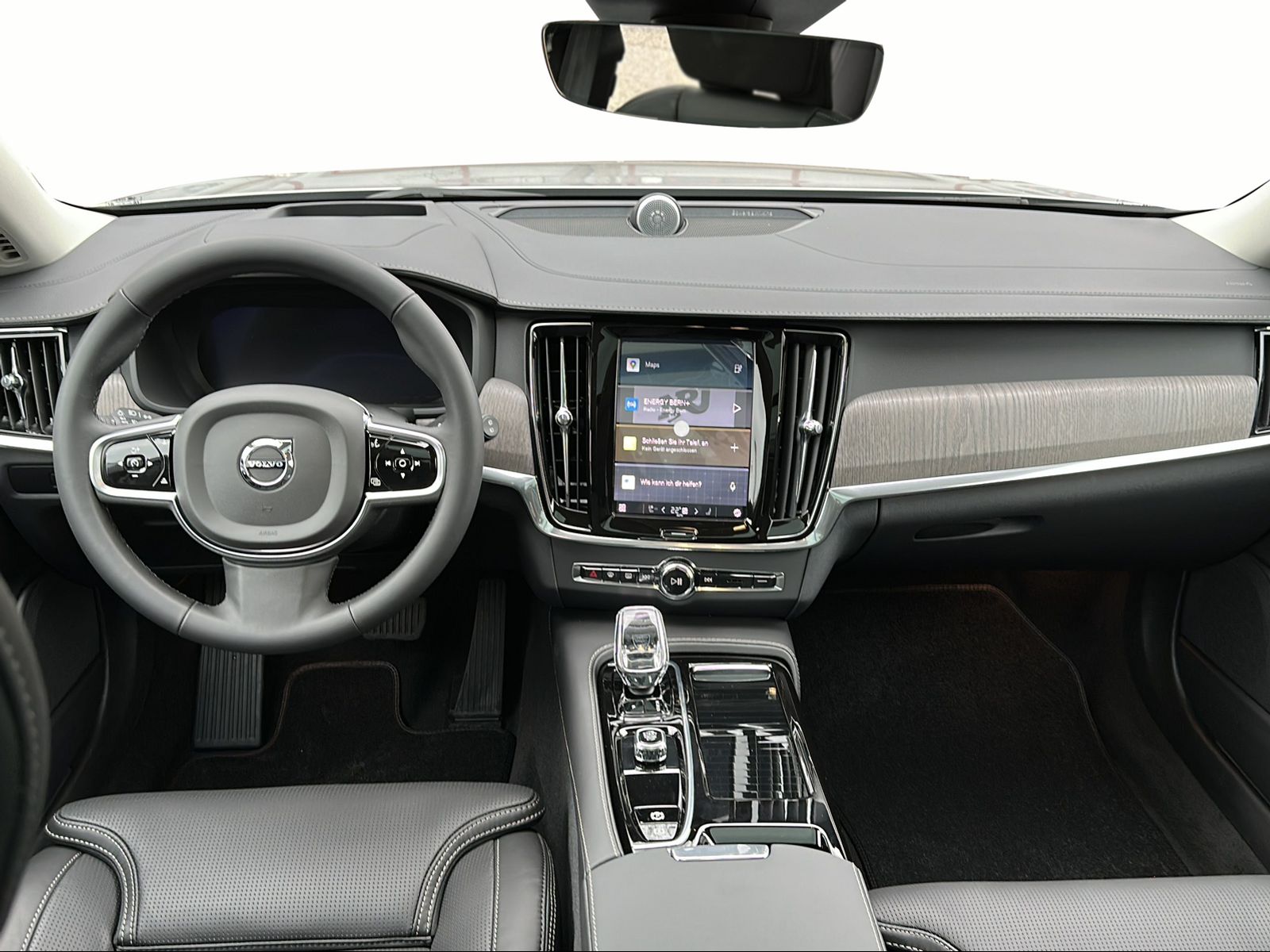 VOLVO V90 2.0 T6 TE Ultimate Dark eAWD-image-10