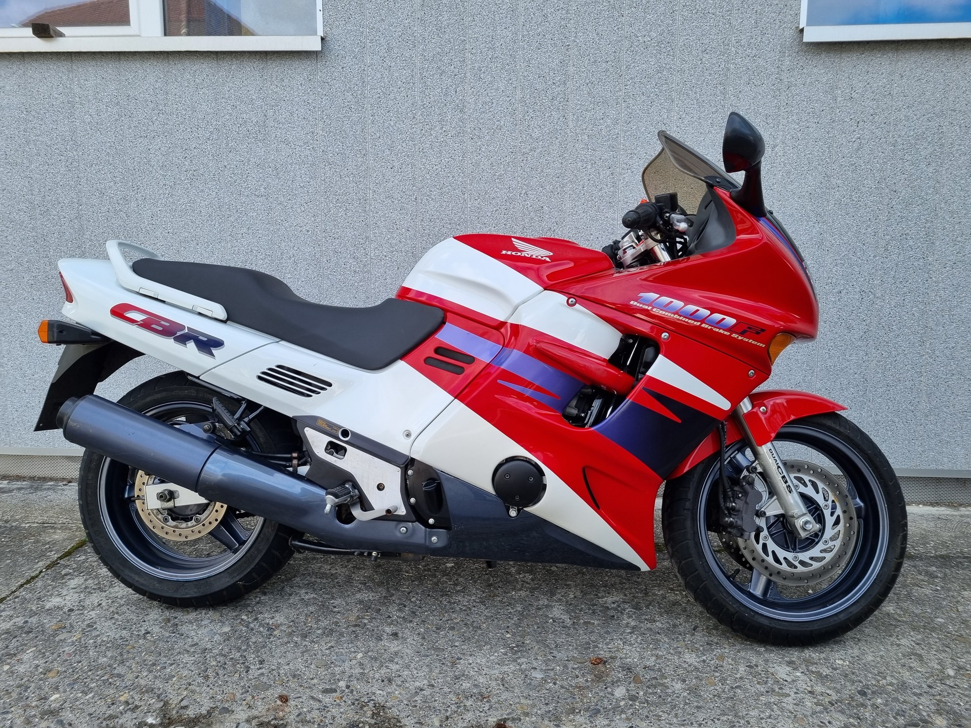 HONDA CBR 1000 F Dual-CBS-image-3