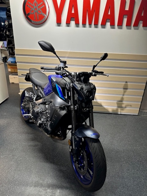 YAMAHA MT-09-image-5
