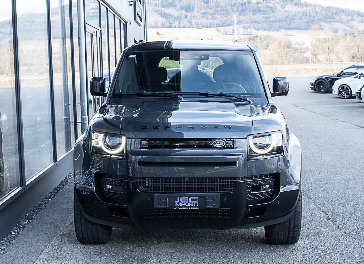 LAND ROVER Defender 130 300 X D HSE-showroom-element-2