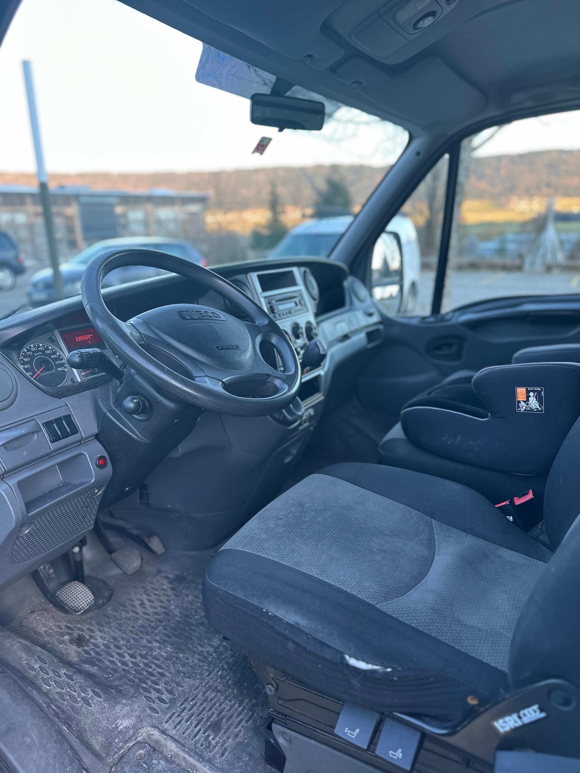 IVECO 35 C 13-image-5