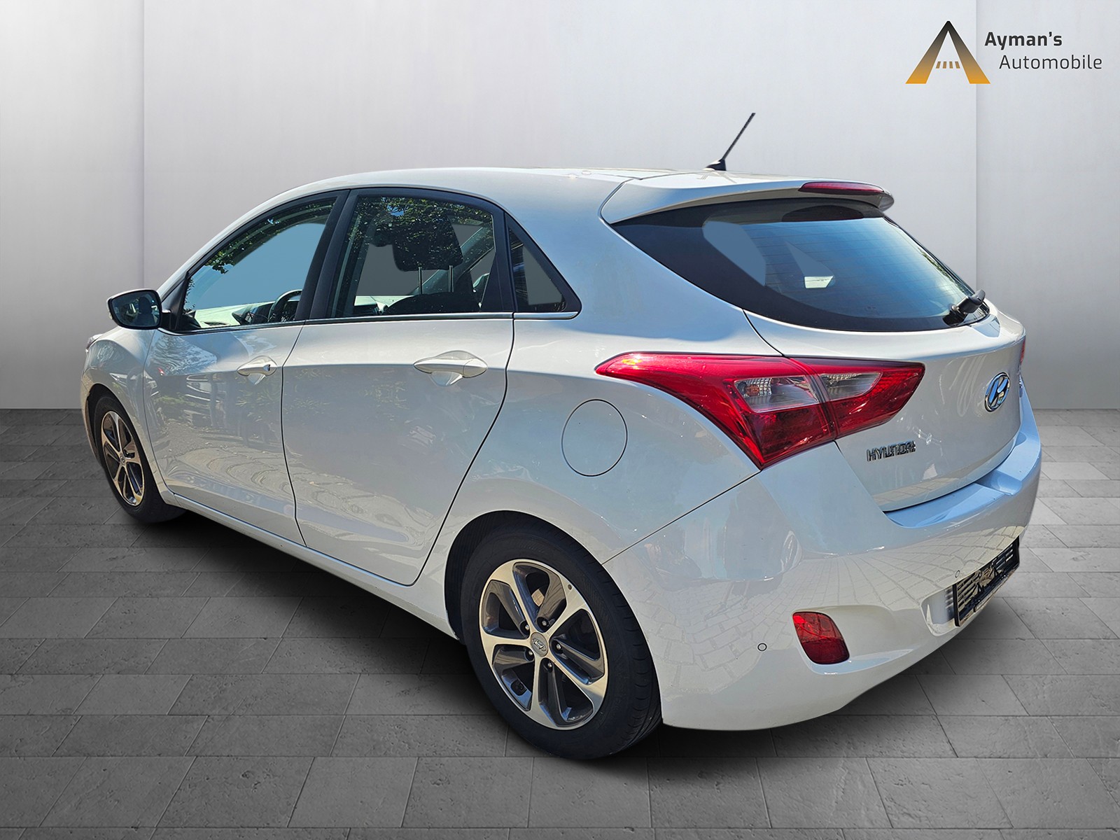 HYUNDAI i30 1.6 GDI Amplia Automatic DCT-image-4