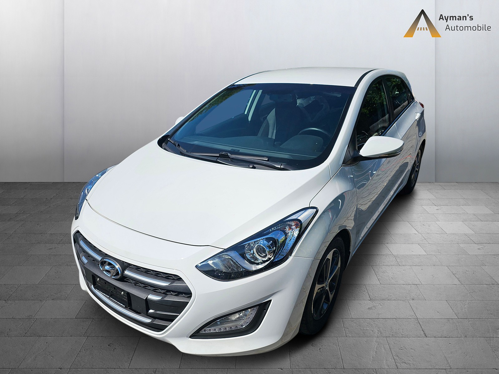 HYUNDAI i30 1.6 GDI Amplia Automatic DCT-image-1