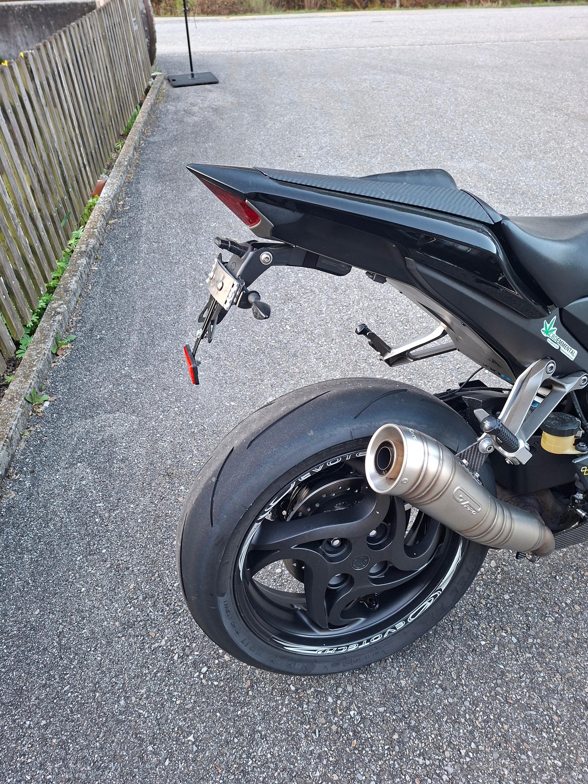 HONDA CB 1000 R ABS-image-4