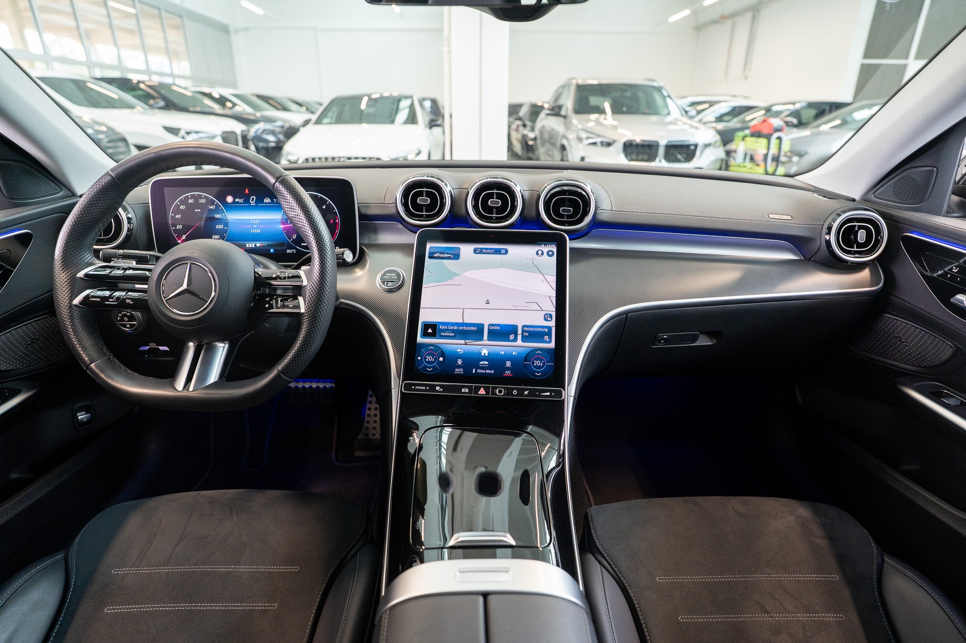 MERCEDES-BENZ C 300 d AMG Line / Rückfahrkamera / el. Sitze / Ambientebeleuchtung-image-15