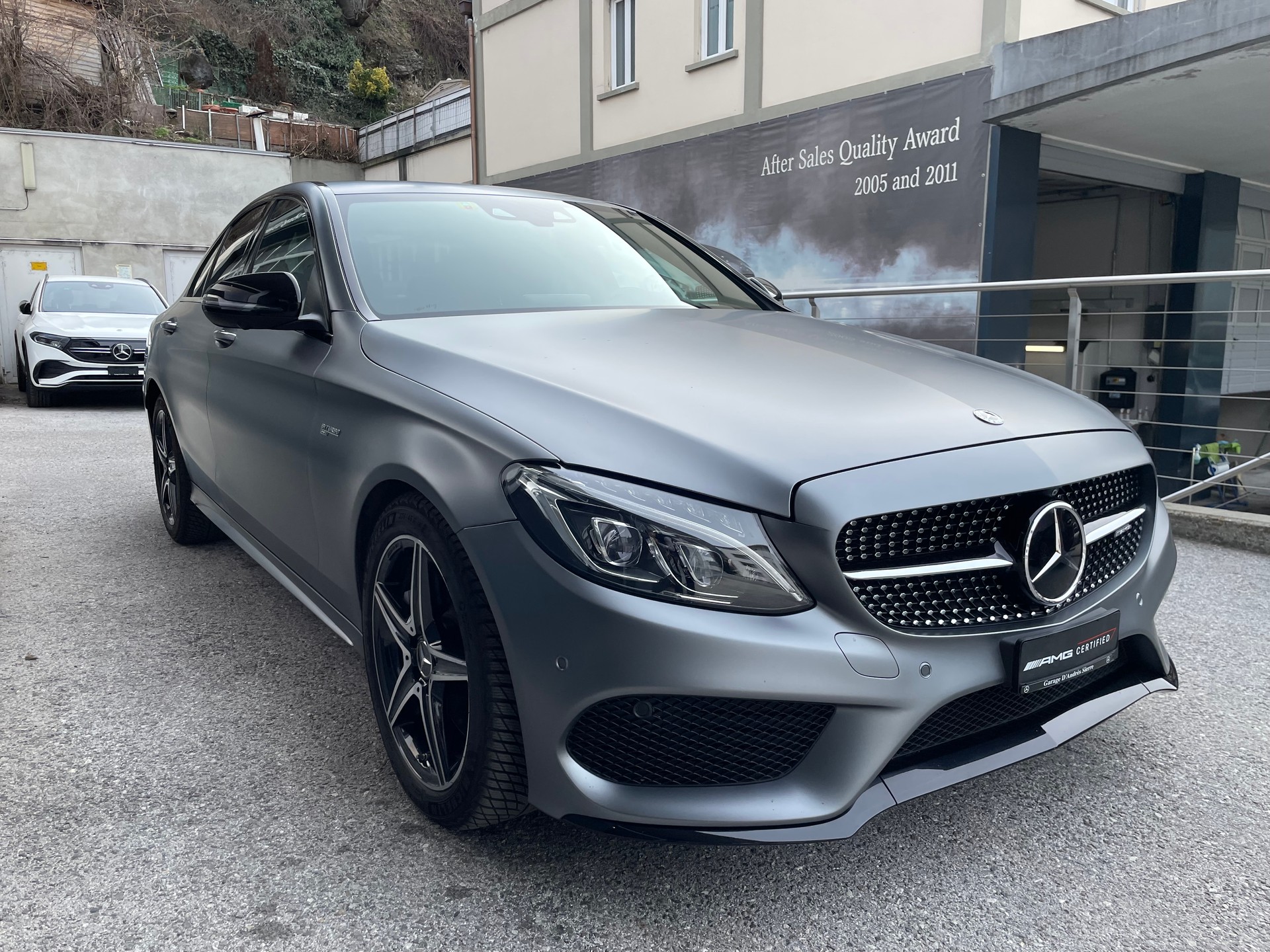 MERCEDES-BENZ C 43 AMG 4Matic 9G-Tronic-image-4