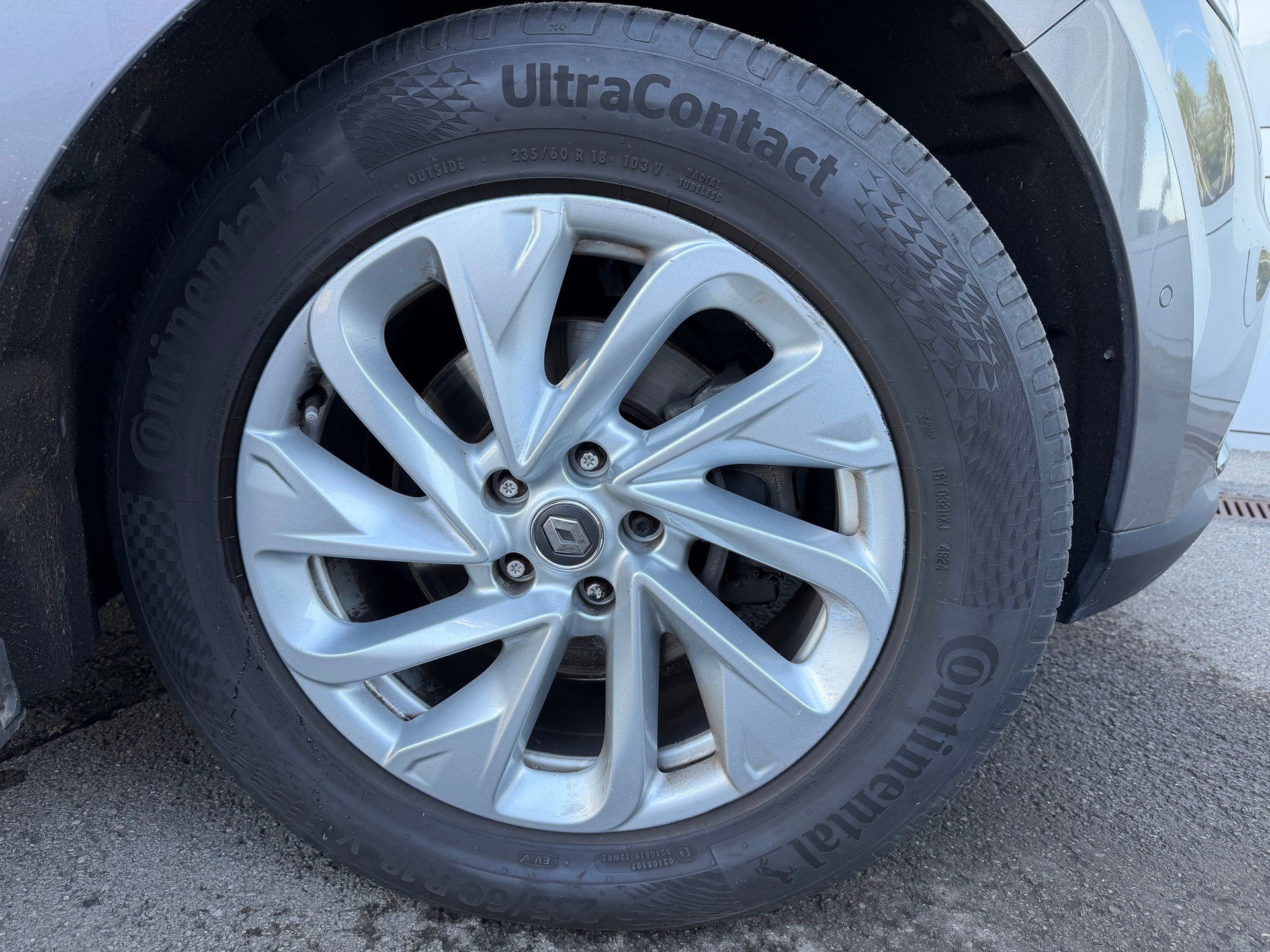 RENAULT Espace 1.6 dCi Intens EDC-image-11