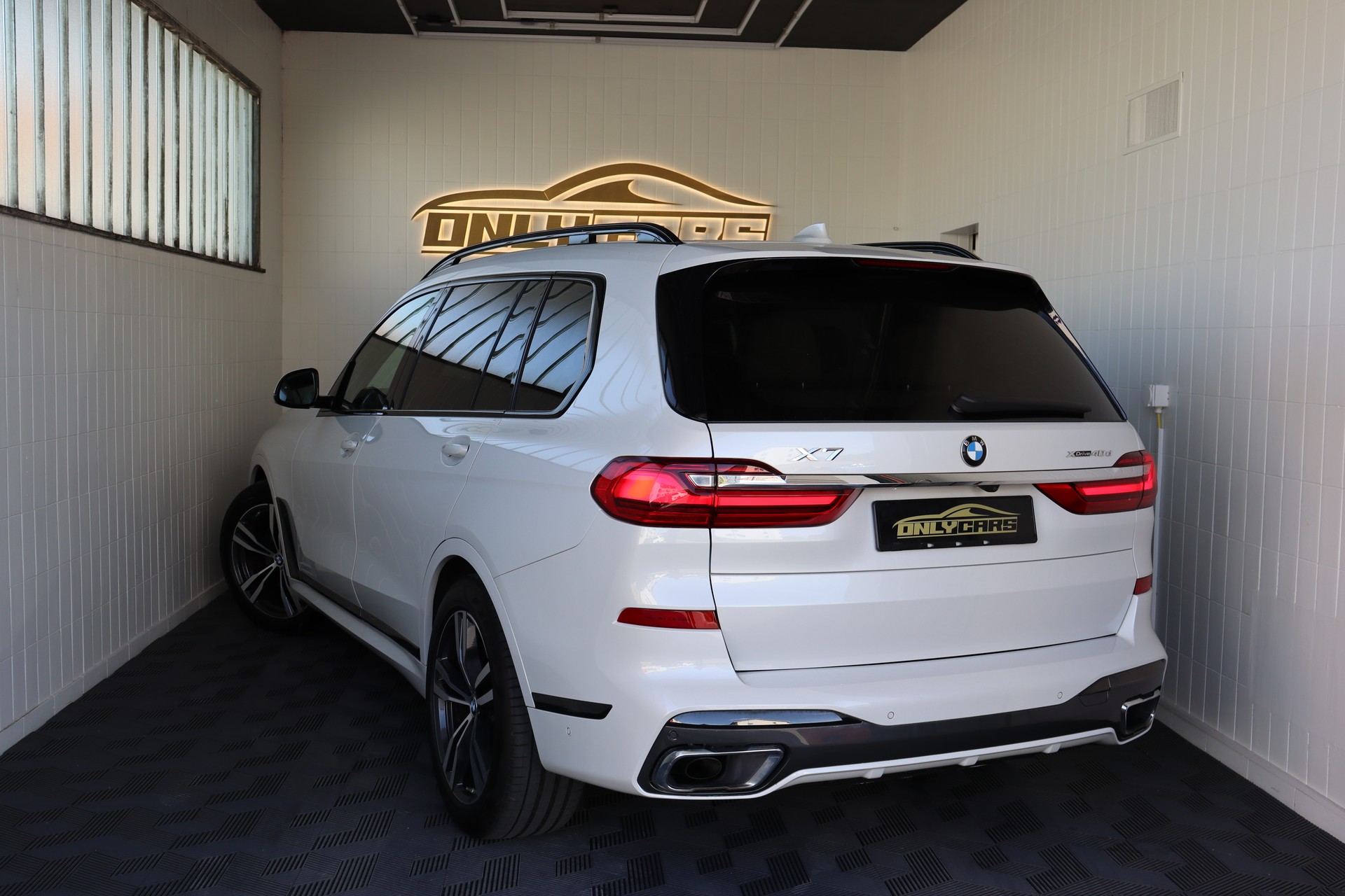 BMW X7 xDrive 48V 40d Steptronic-image-7