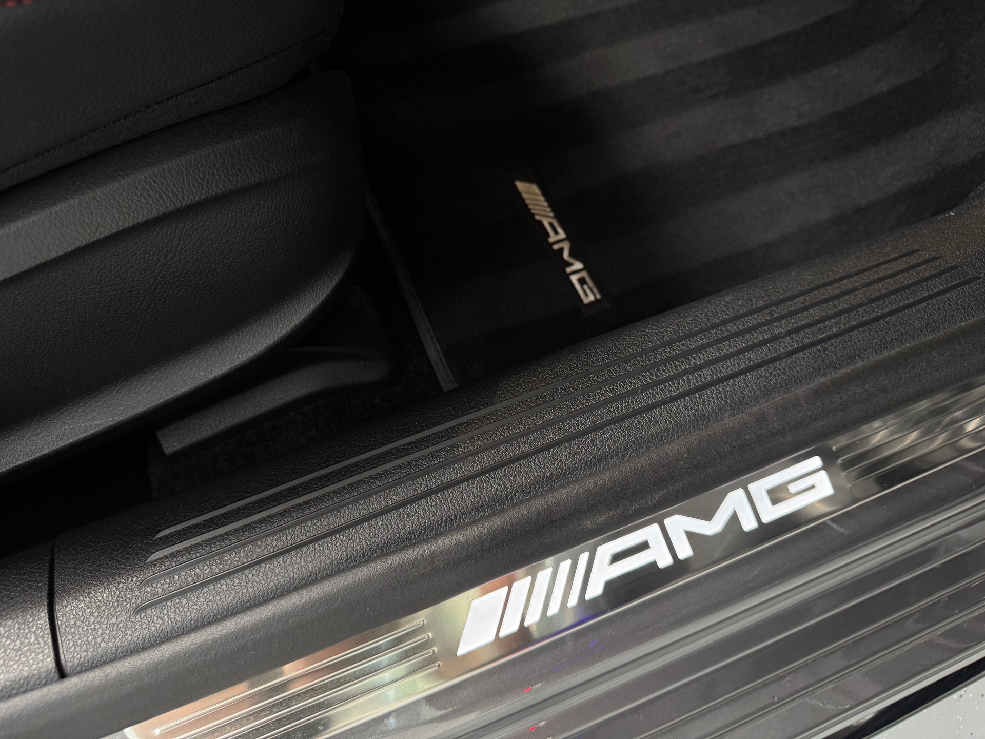 MERCEDES-BENZ A 45 S AMG 4Matic+ Speedshift-image-20