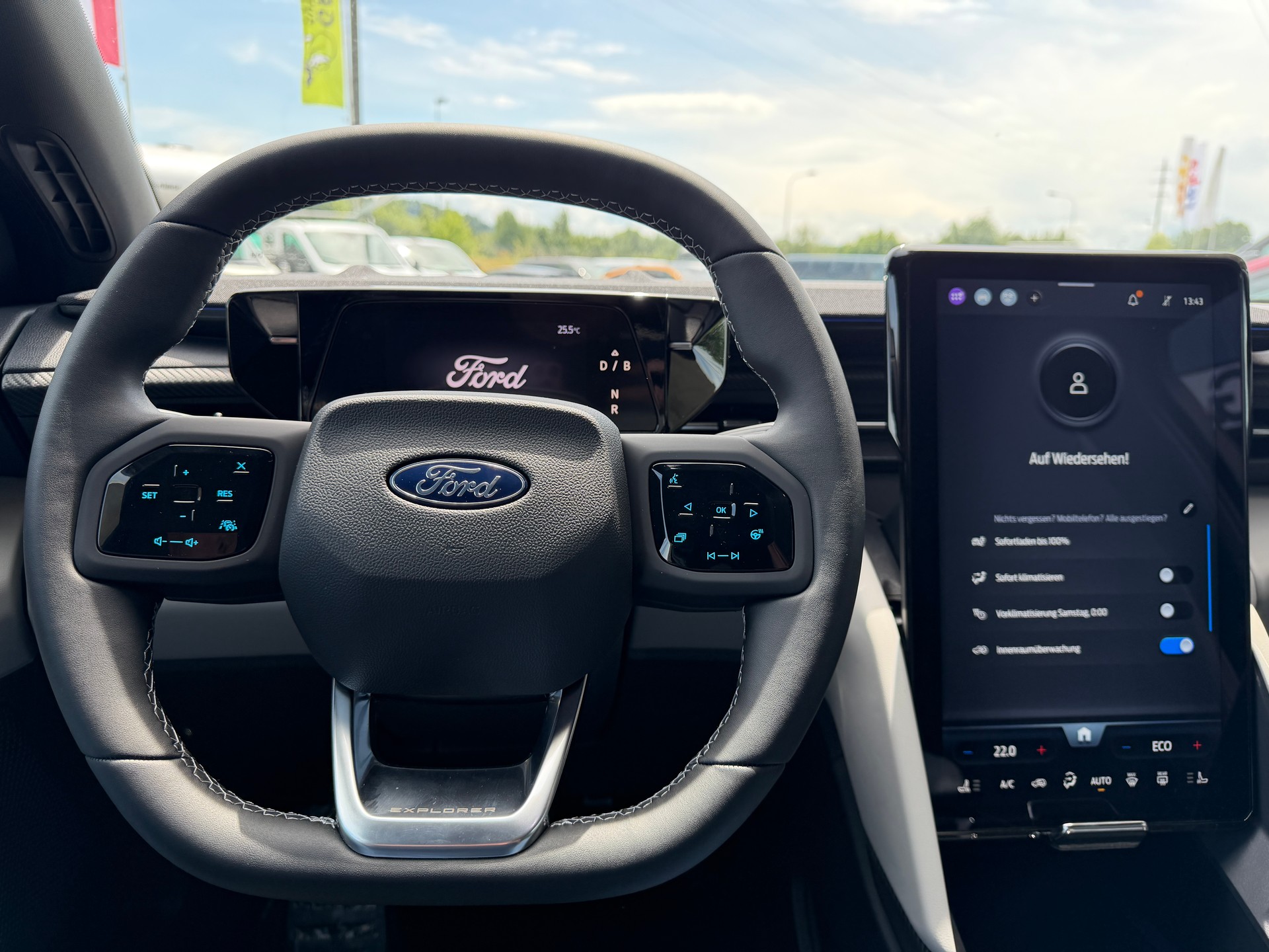 FORD Explorer Elektro 77kWh Dual Extended Range Premium AWD-image-6