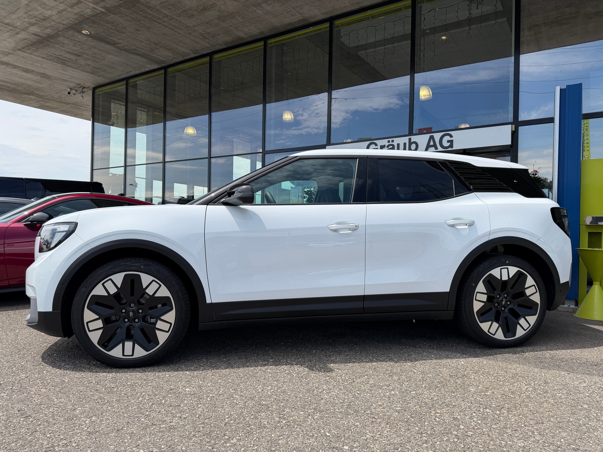FORD Explorer Elektro 77kWh Dual Extended Range Premium AWD-showroom-element-2