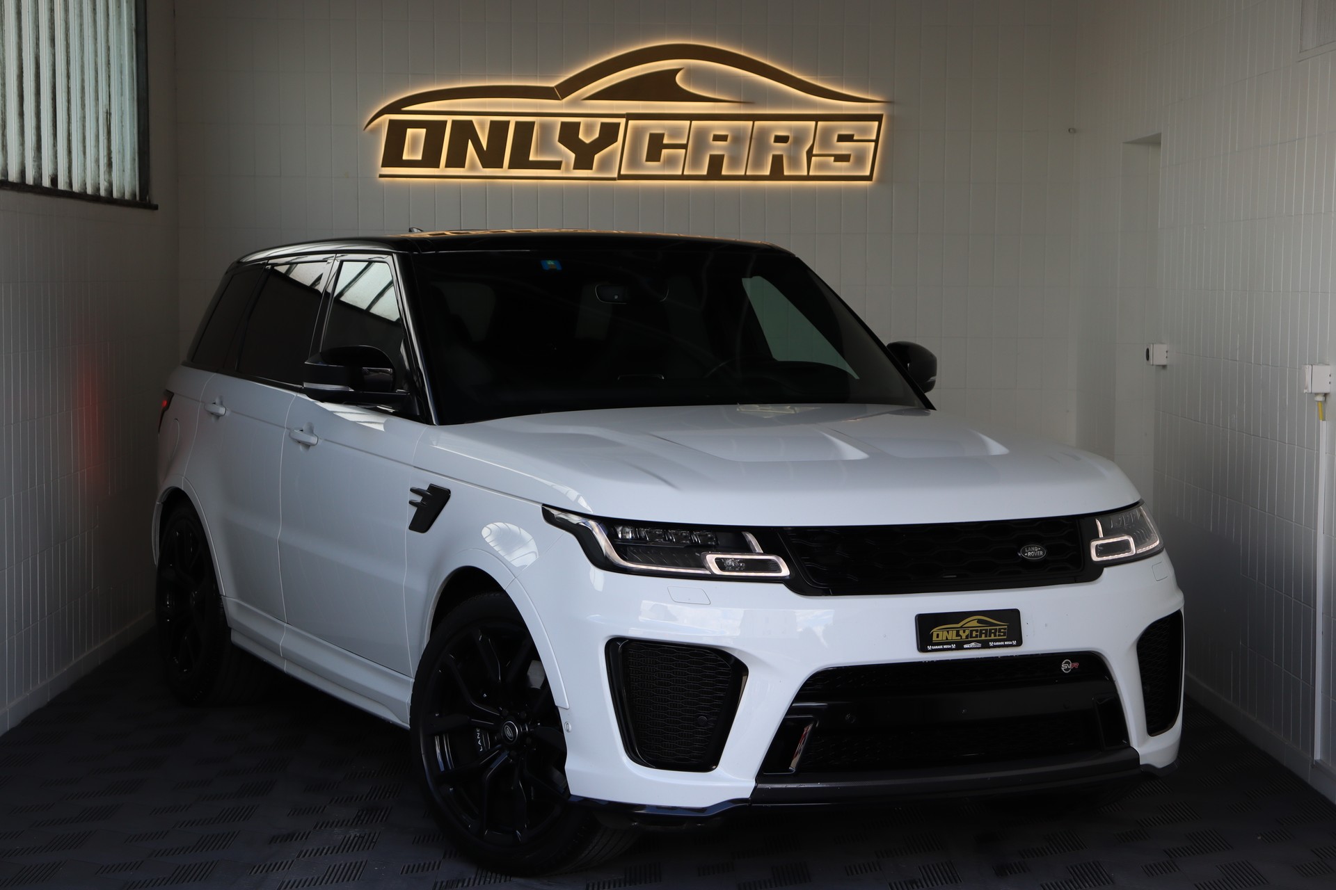 LAND ROVER Range Rover Sport 5.0 V8 S/C SVR Automatic