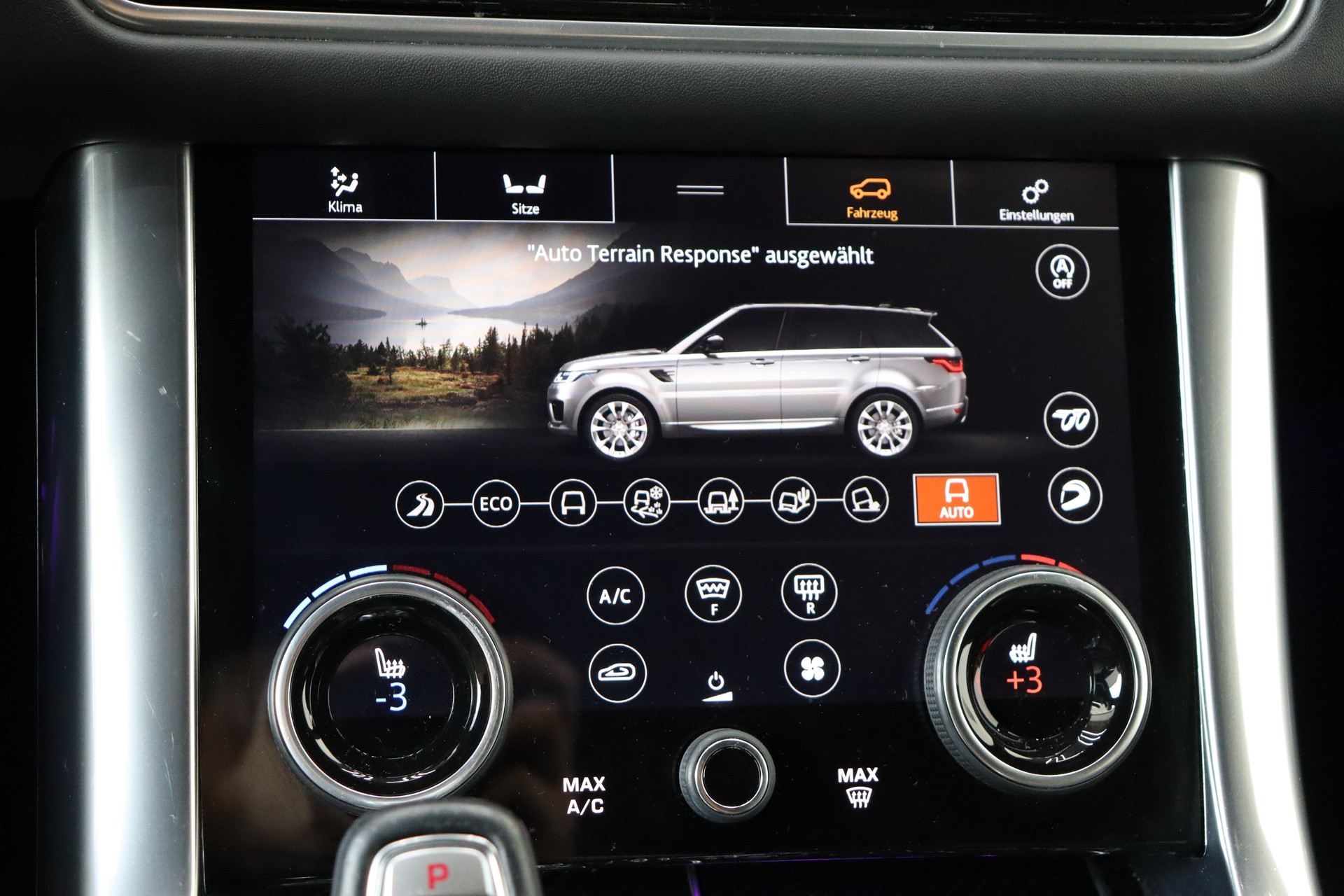 LAND ROVER Range Rover Sport 5.0 V8 S/C SVR Automatic-image-26