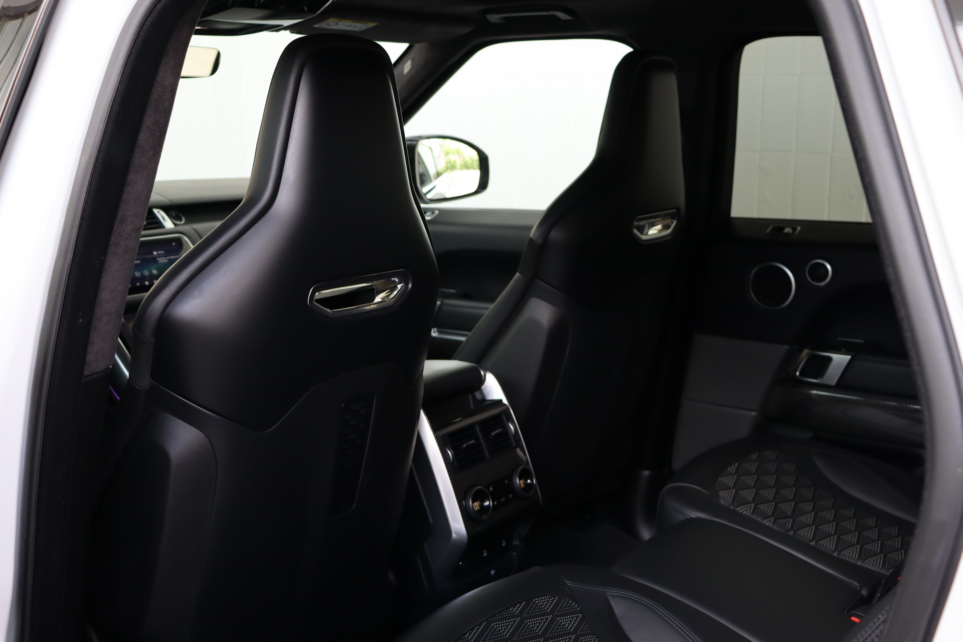 LAND ROVER Range Rover Sport 5.0 V8 S/C SVR Automatic-image-18
