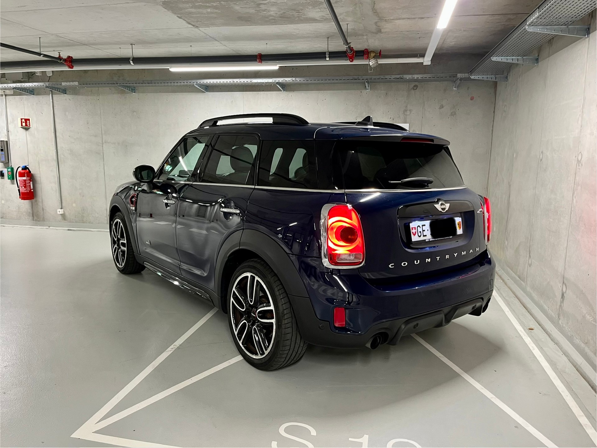MINI Countryman John Cooper Works ALL4 Steptronic-showroom-element-2