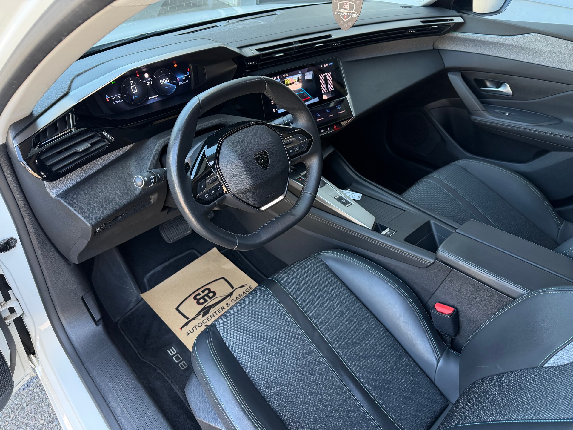 PEUGEOT 308 SW 1.5 BlueHDI Active Pack EAT8-image-10