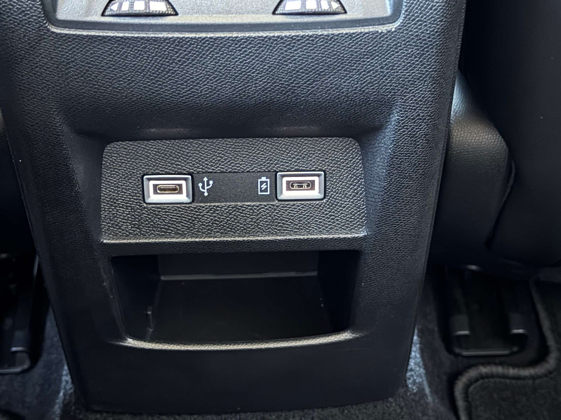 PEUGEOT 308 SW 1.5 BlueHDI Active Pack EAT8-image-16