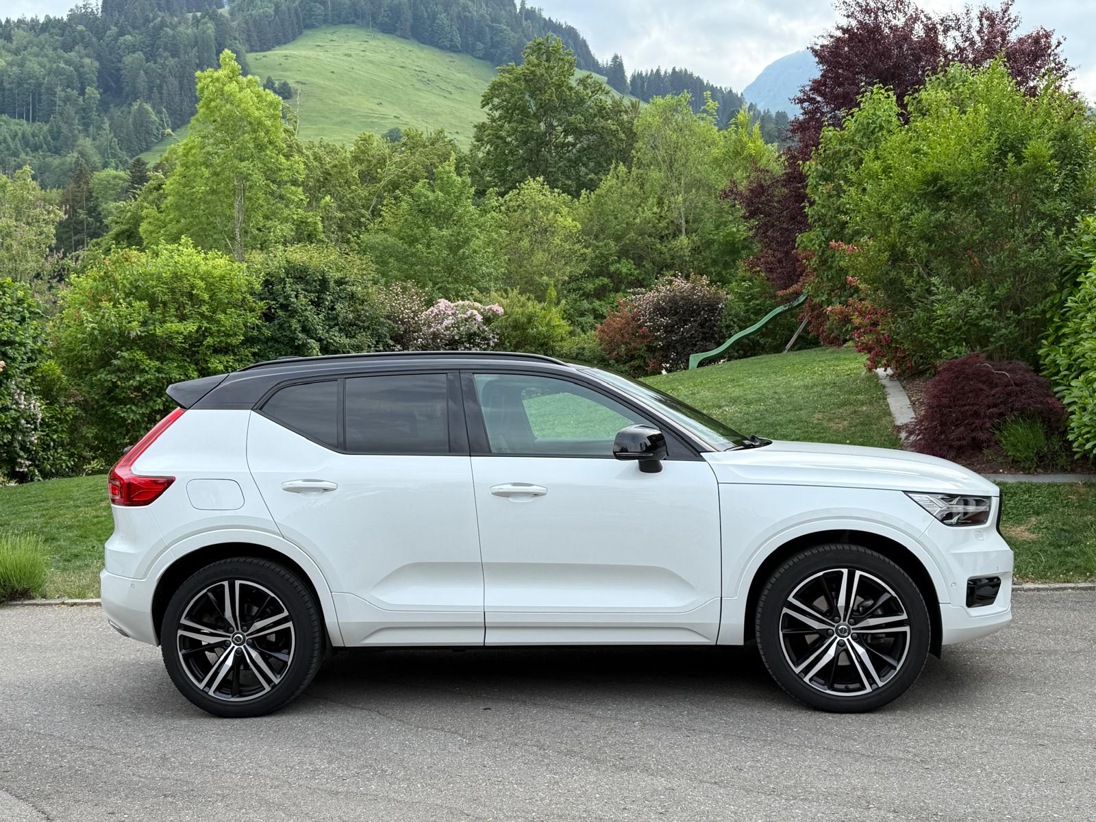 VOLVO XC40 D4 AWD R-Design Geartronic
