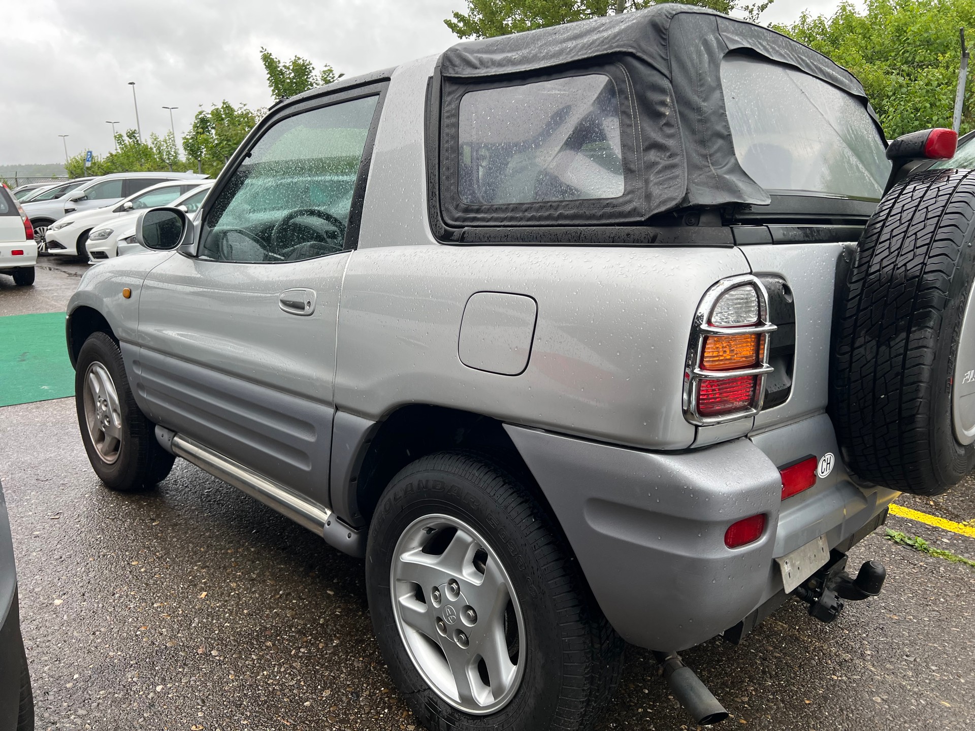 TOYOTA RAV-4 GX Cabrio Automat 2‘0 Benzin-image-9
