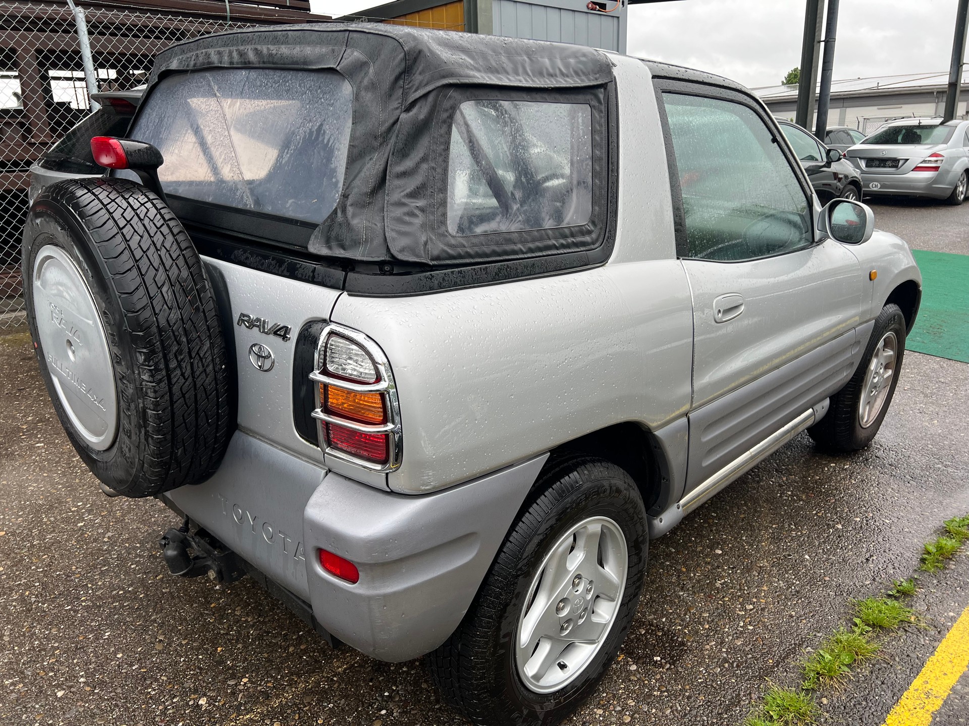 TOYOTA RAV-4 GX Cabrio Automat 2‘0 Benzin-image-3