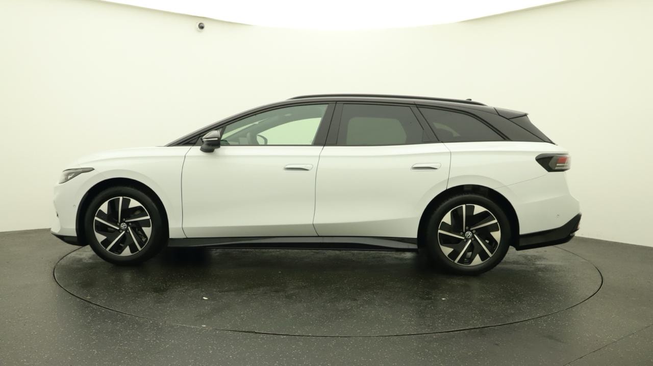 VW ID.7 Tourer Pro 77 kWh Limited-image-1