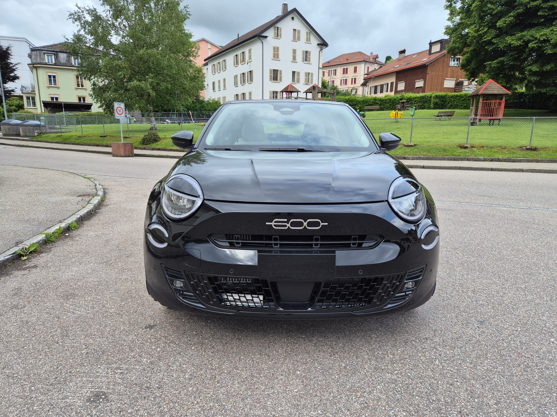 FIAT 600h Mild Hybrid Icon Swiss Edition-image-5