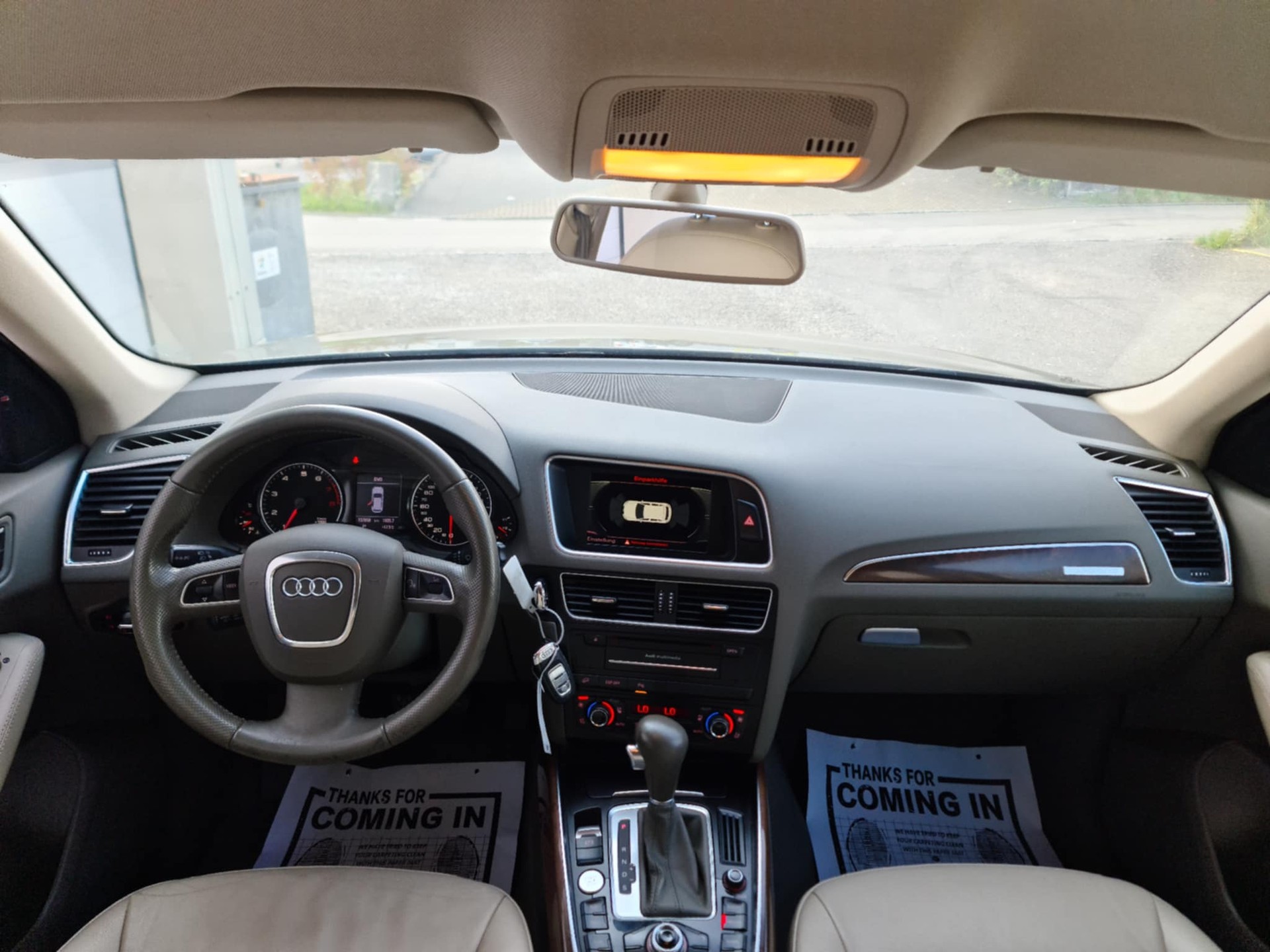 AUDI Q5 2.0 TFSI quattro S-tronic-image-10