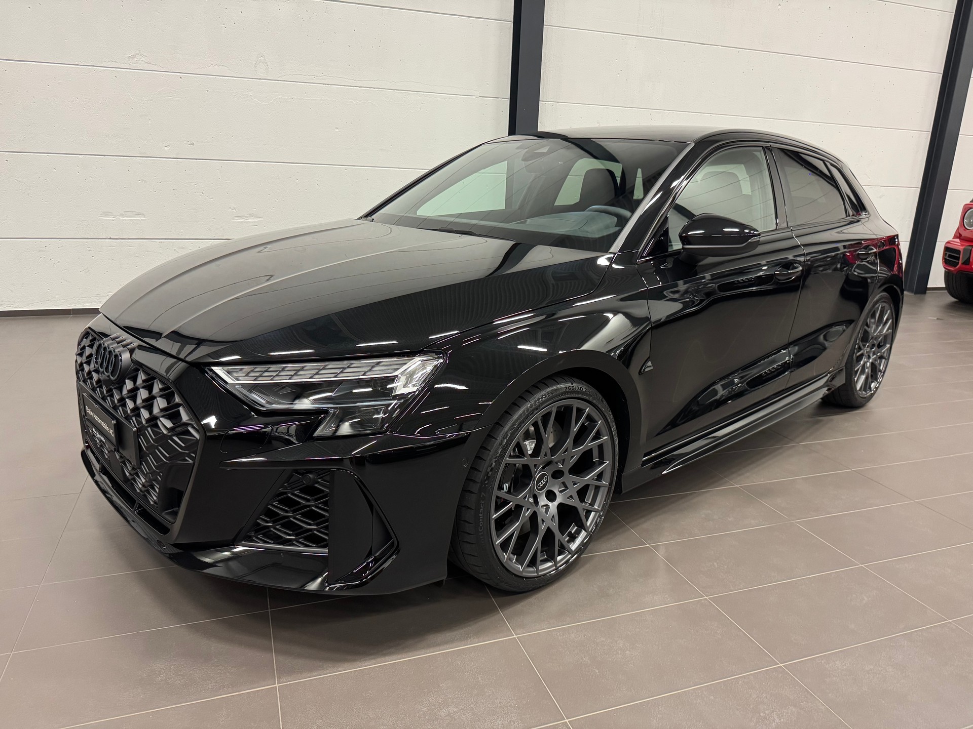 AUDI RS3 Sportback 2.5 TSI quattro S-tronic CH Fahrzeug-showroom-element-2