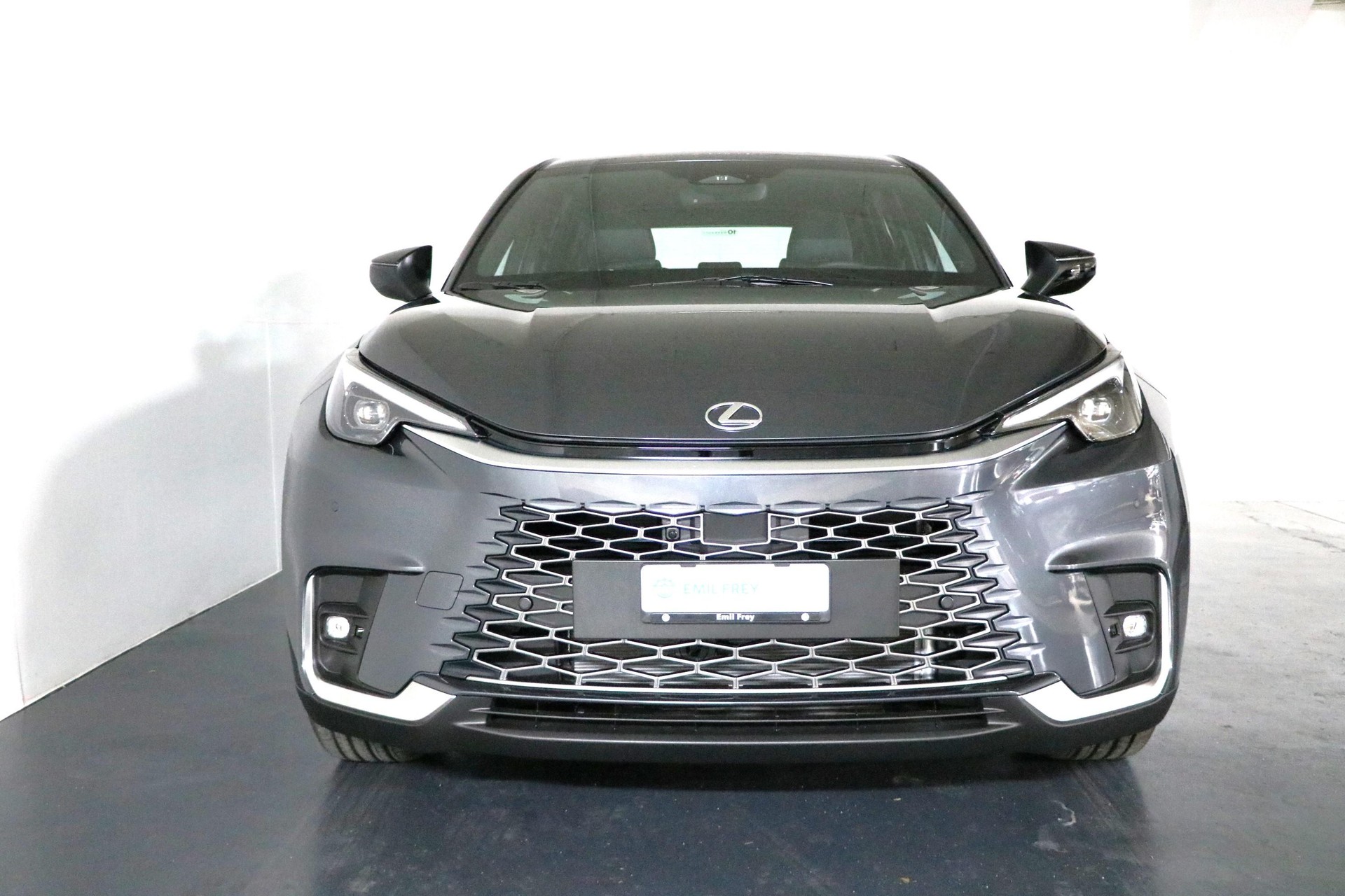 LEXUS LBX 1.5 Hybrid Relax AWD-image-12