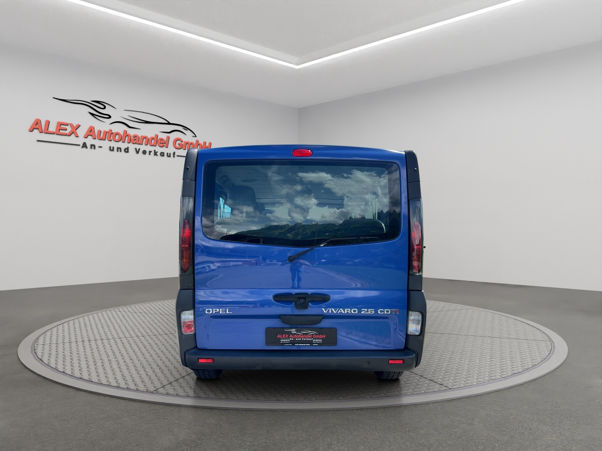 OPEL Vivaro Tour 2.5 CDTI 2.7t 8-Plätze-image-4