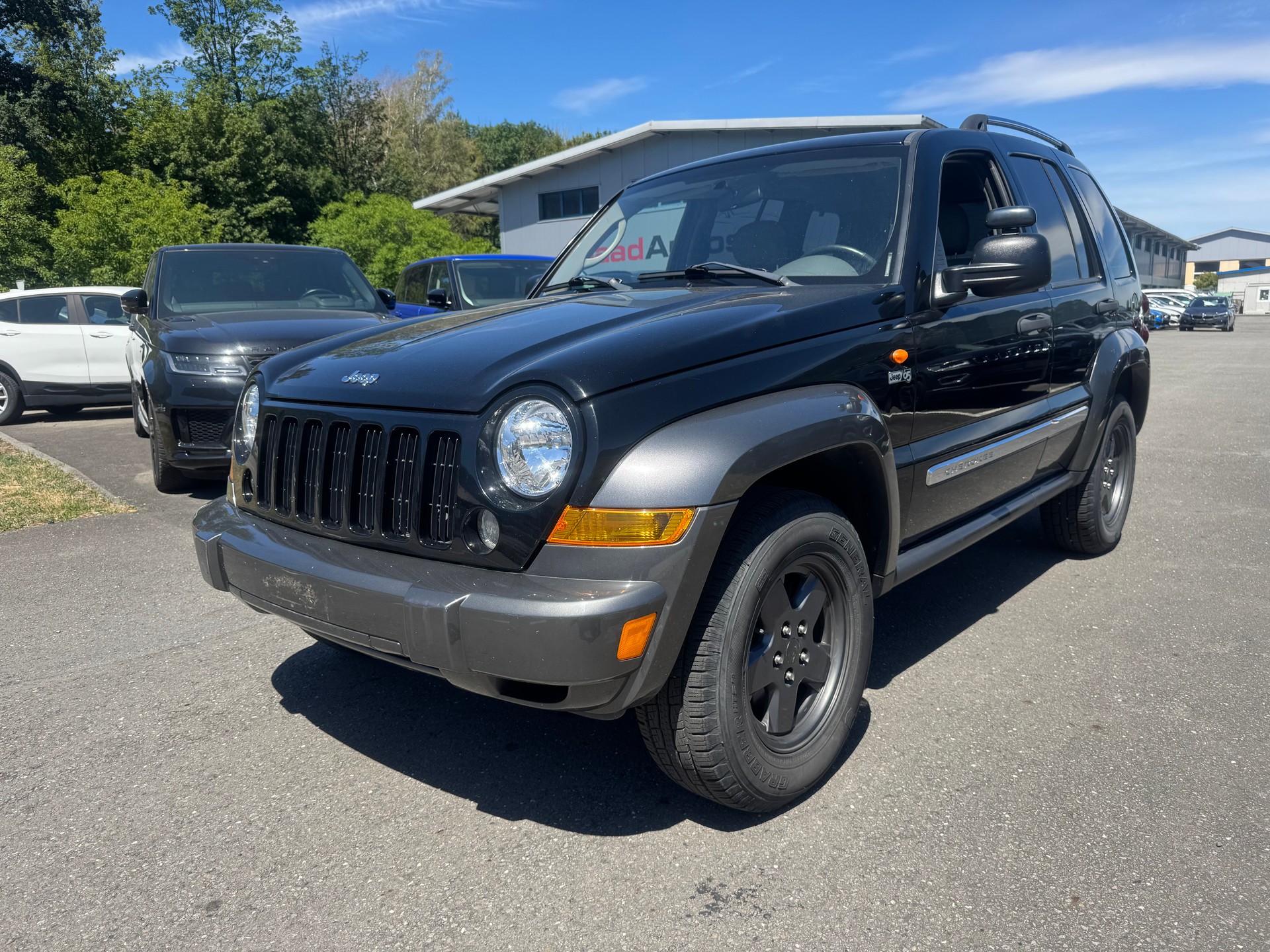 JEEP Cherokee 2.8 CRD Limited-showroom-element-1