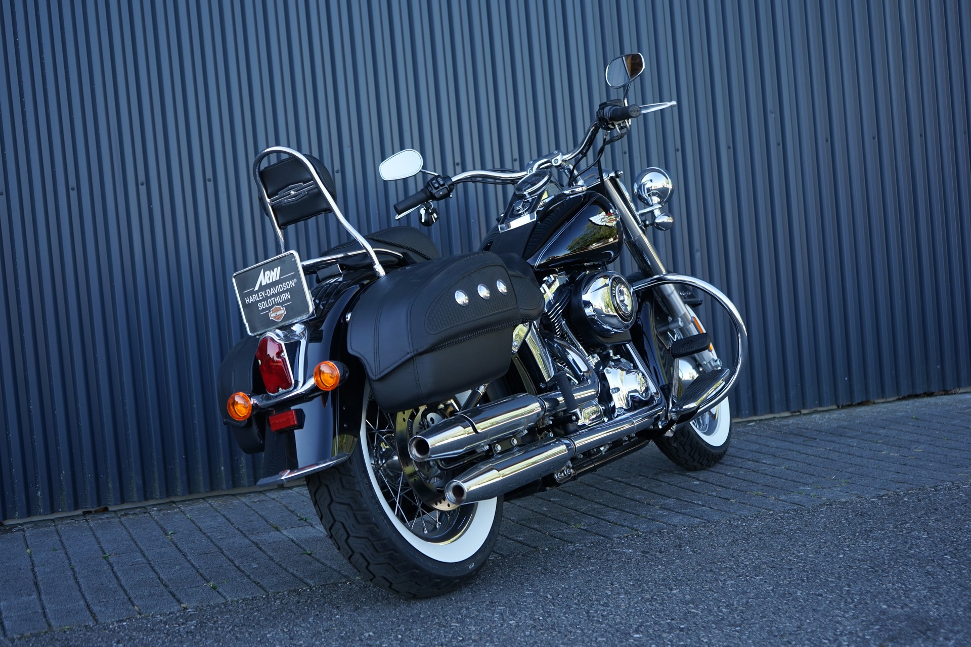 HARLEY-DAVIDSON FLSTN Softail Deluxe ABS-image-3