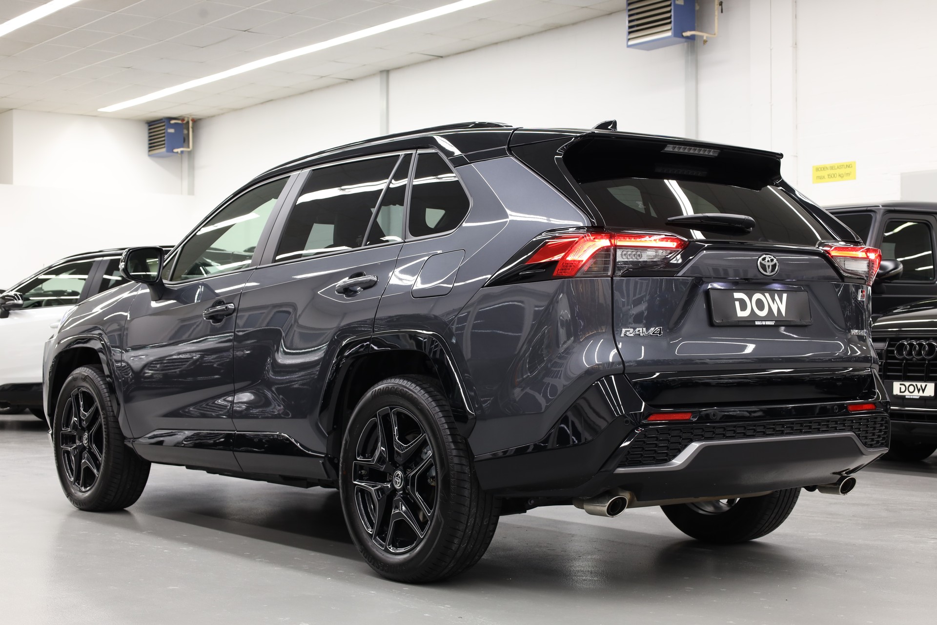 TOYOTA RAV-4 2.5 HEV GR Sport e-CVT 4WD-showroom-element-3