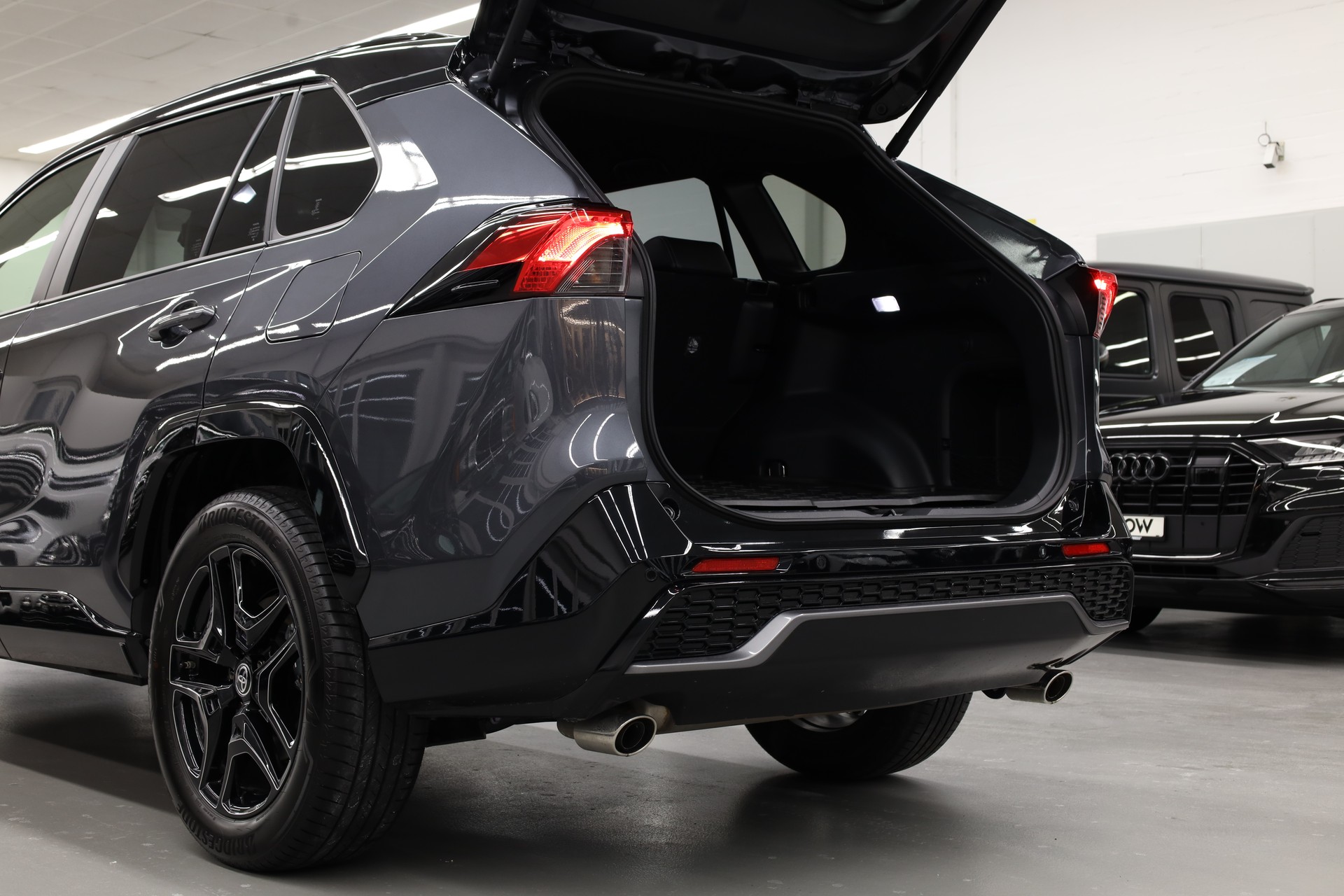 TOYOTA RAV-4 2.5 HEV GR Sport e-CVT 4WD-image-11
