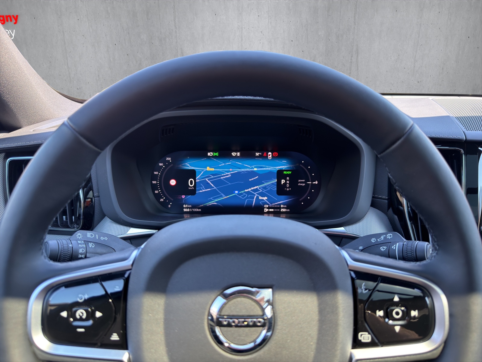 VOLVO XC60 2.0 T6 TE XCENTRIC eAWD Xcentric-image-14