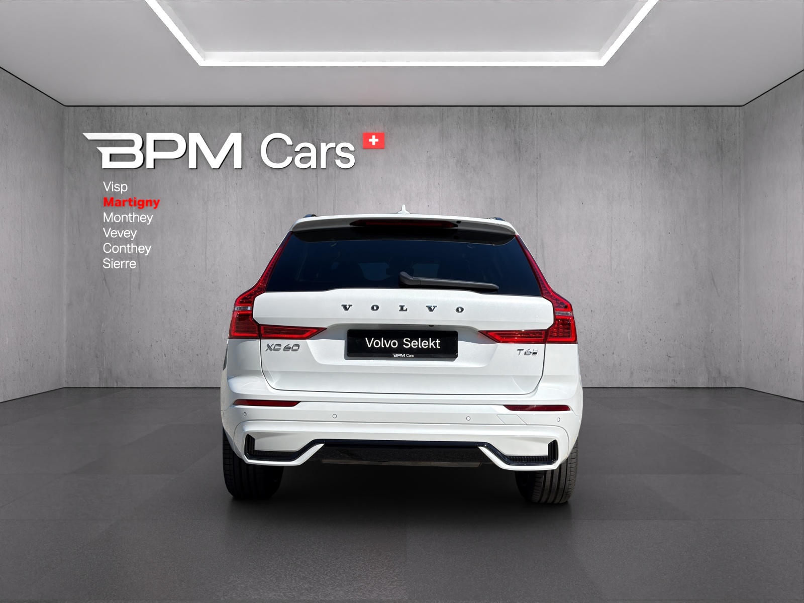VOLVO XC60 2.0 T6 TE XCENTRIC eAWD Xcentric-showroom-element-3