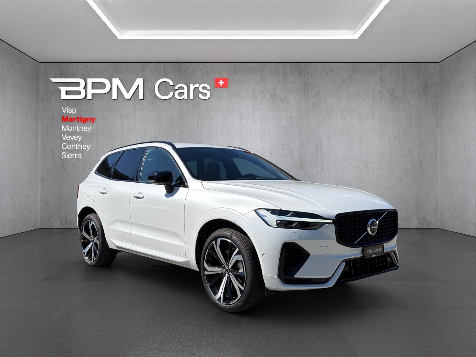 VOLVO XC60 2.0 T6 TE XCENTRIC eAWD Xcentric-showroom-element-2