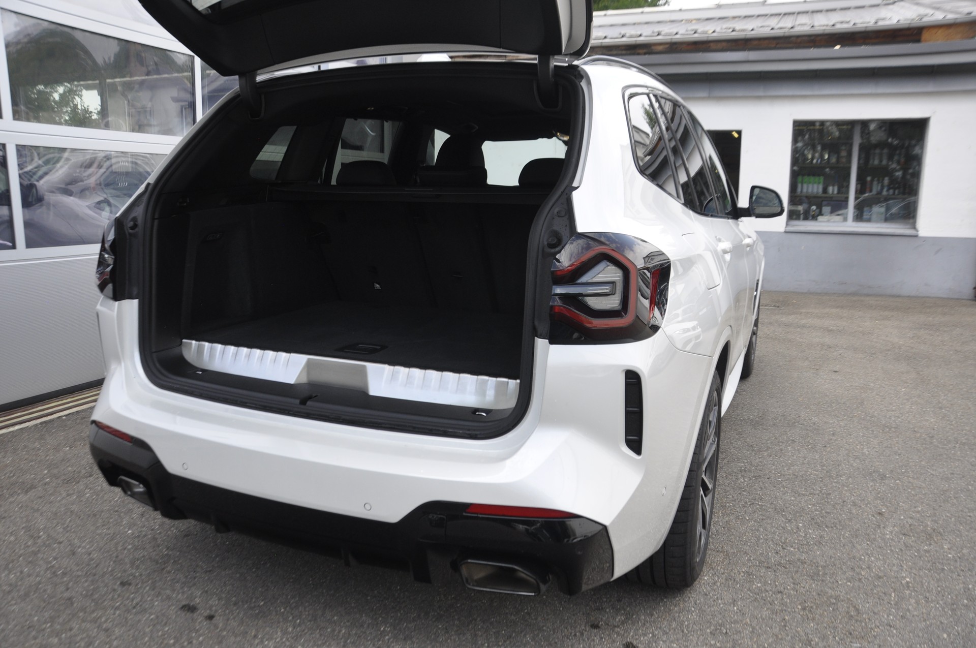 BMW X3 xDrive 30e M Sport-image-14