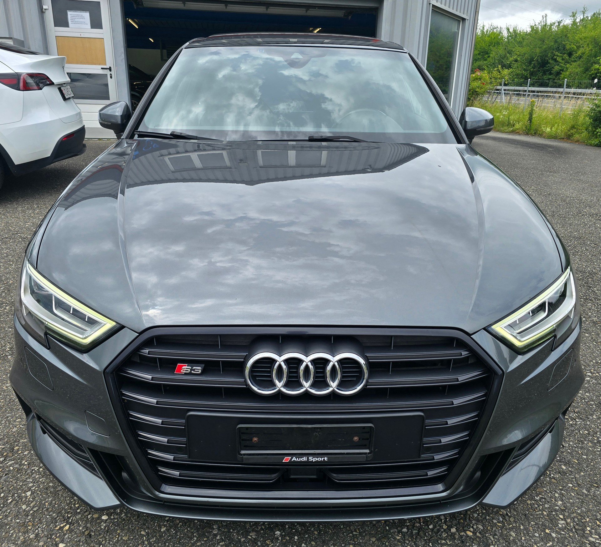 AUDI S3 Sportback 2.0 TFSI quattro S-tronic-image-1