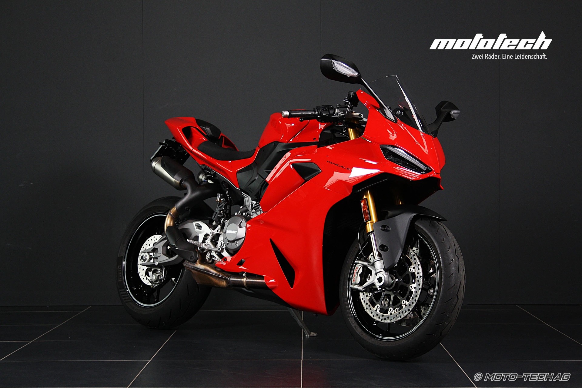 DUCATI Panigale V2 S