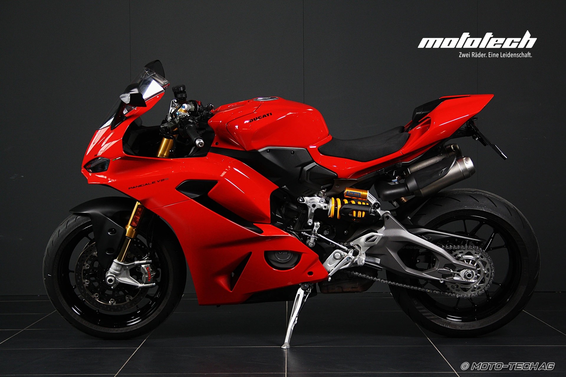DUCATI Panigale V2 S-image-4