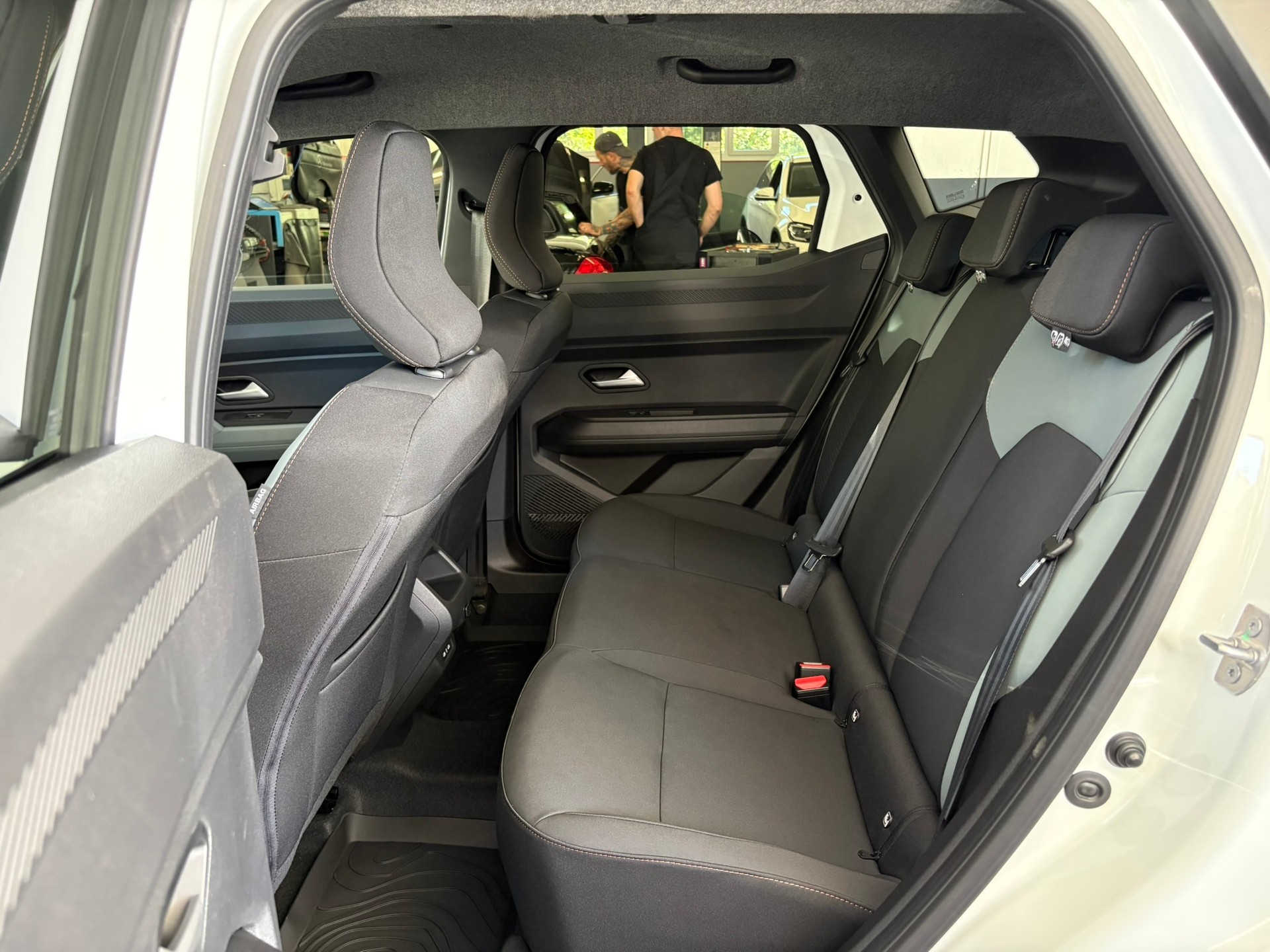 DACIA Duster 150 48V Extreme 4x4 Automat-image-11