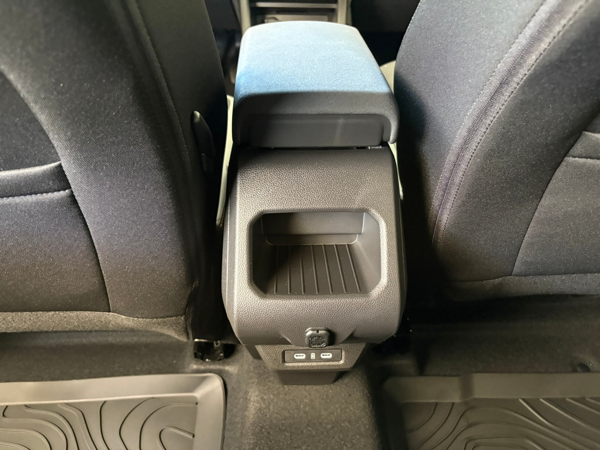 DACIA Duster 150 48V Extreme 4x4 Automat-image-13