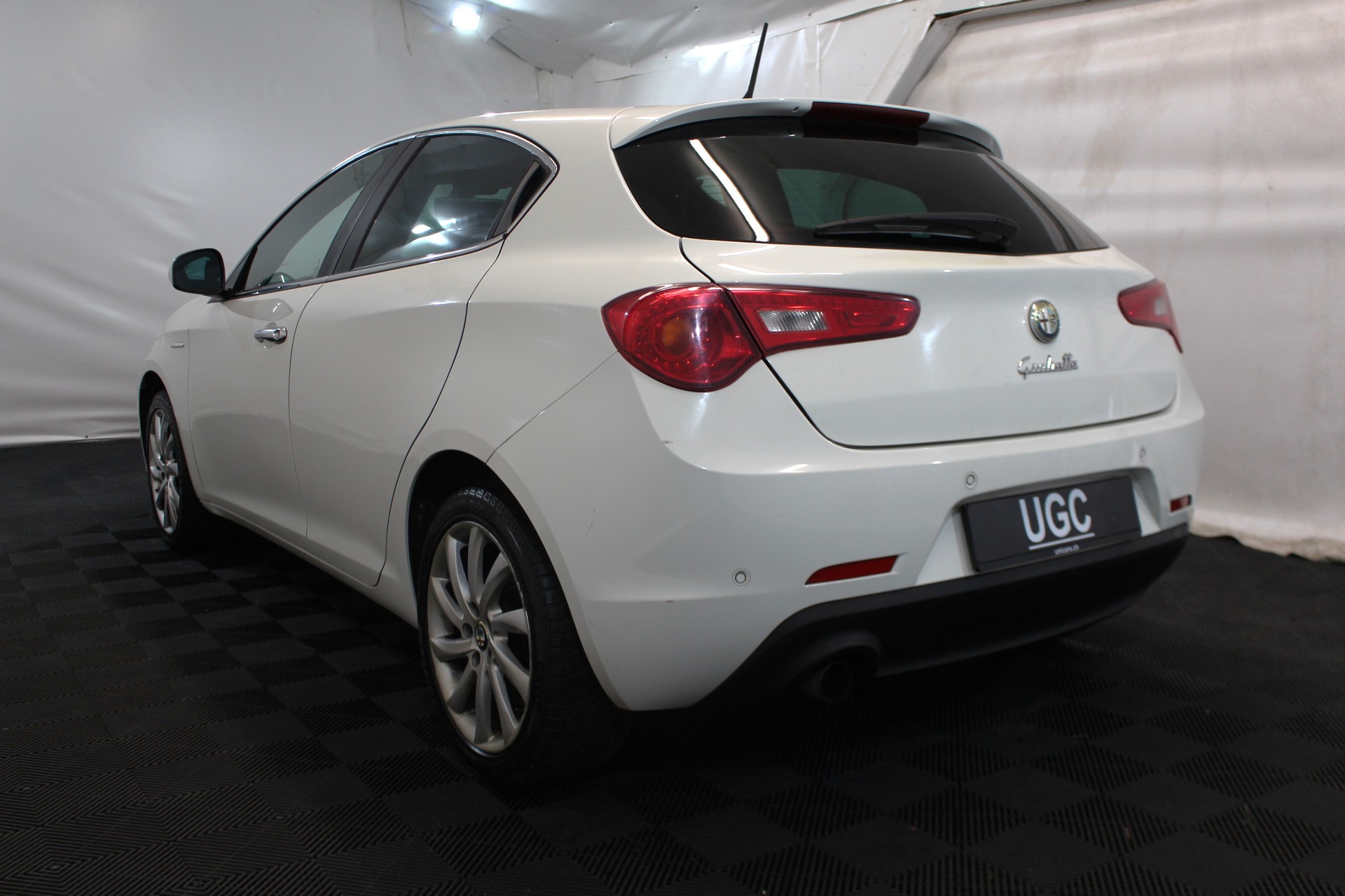ALFA ROMEO Giulietta 1.4 TB Distinctive-showroom-element-3